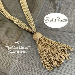Vintage Sarah Coventry “Golden Tassel” Mult-Stand Chain Necklace